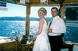 Boat Wedding, Wedding on Boat, Wedding on Lake, Boat Weddings, Boat Wedding Package.